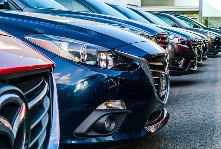 車を売った後の「次の車」はどうする？初期費用0円で乗れるカーリース・自社ローン完全比較